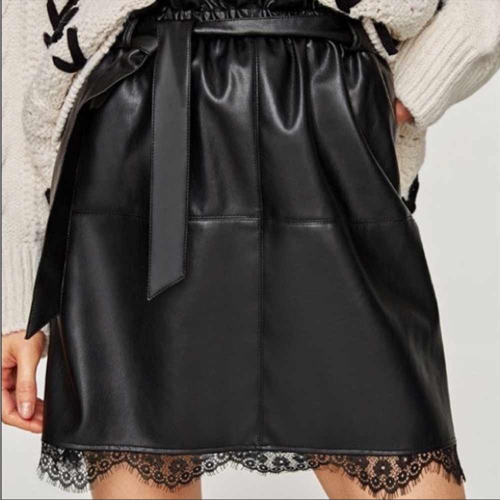 ZARA faux leather paper bag skirt with lace hem trim M